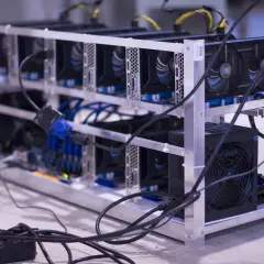 Koparka kryptowalut: czym jest i jak działa? Prosty przewodnik