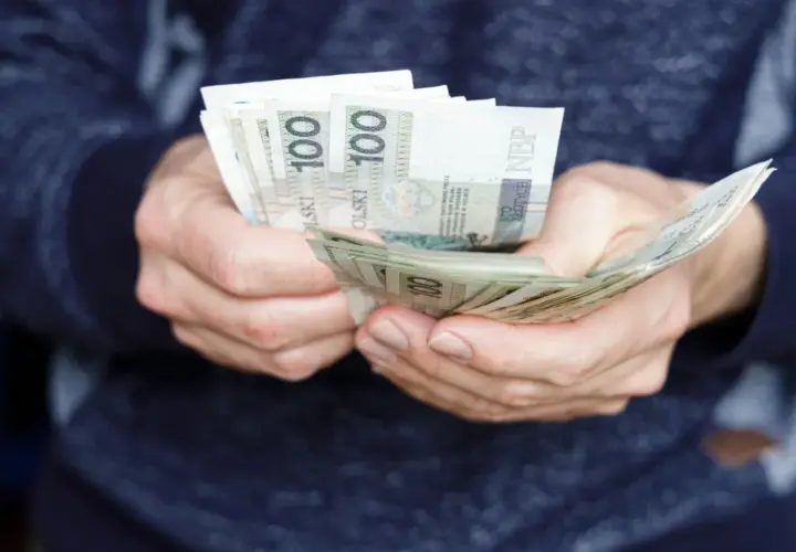 Ile to 650 dolarów? Poznaj aktualną wartość w złotówkach