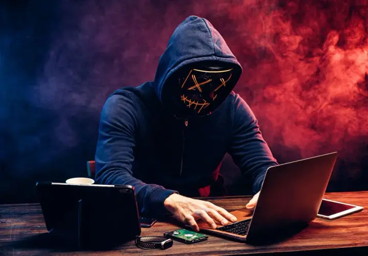 Kryptowaluty a kradzież tożsamości - jak się chronić?