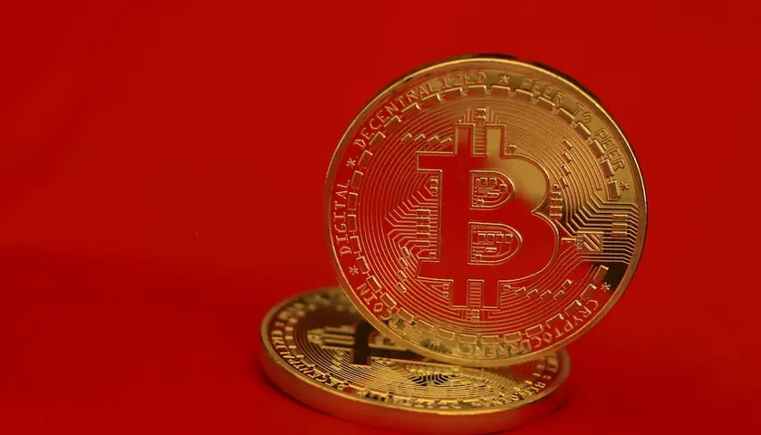 Giełdy kryptowalut DEX kontra CEX - różnice i zalety.