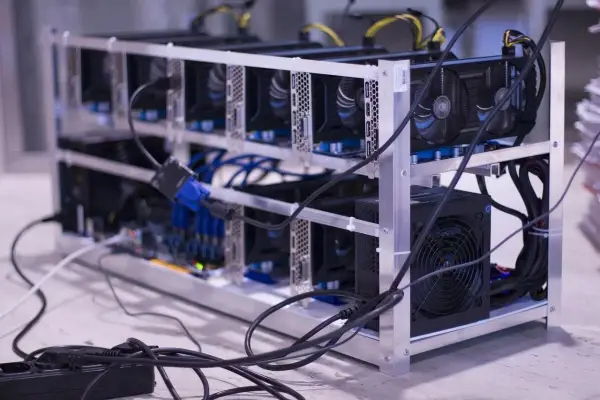 Jak wybrać komputer do kopania Bitcoin - poradnik dla początkujących